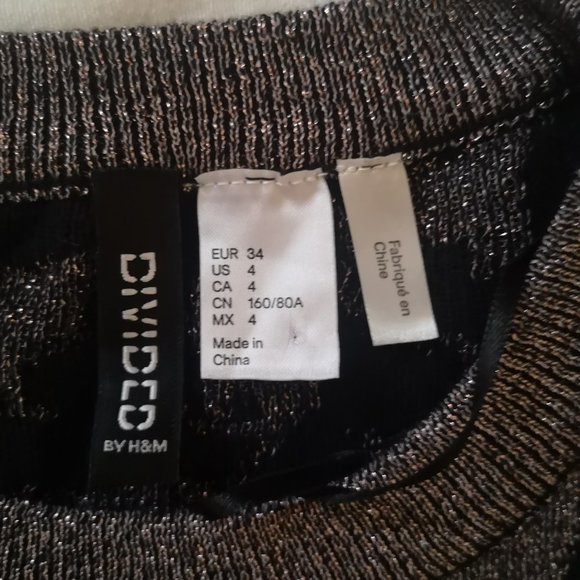 3/$20 H&M black cat pullover sweater - Picture 11 of 12